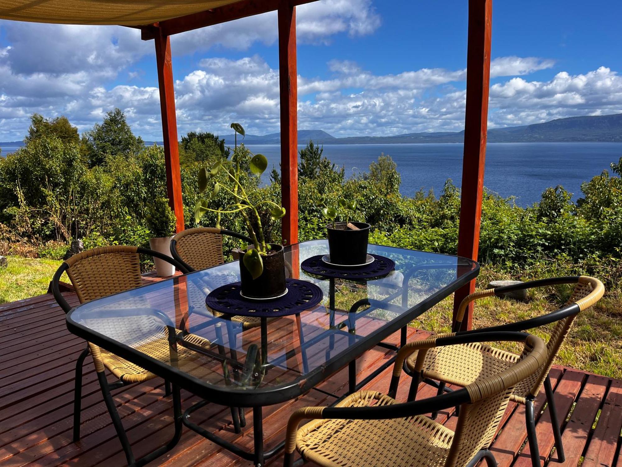 Cabanas Ayalen Con Vista Al Lago Pucón Oda fotoğraf