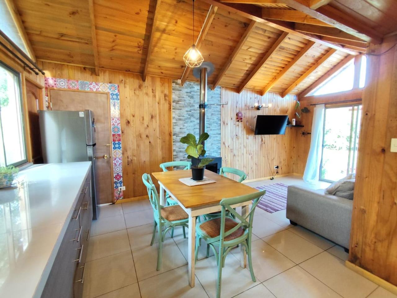 Cabanas Ayalen Con Vista Al Lago Pucón Oda fotoğraf